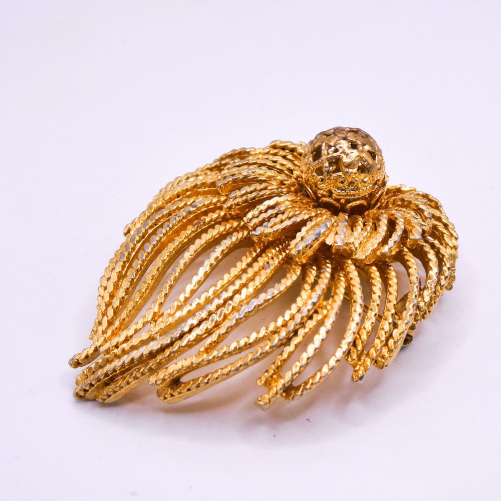 Vintage Fringe Flower Goldtone 2" Rope Textured Unisex Layered Brooch Pin